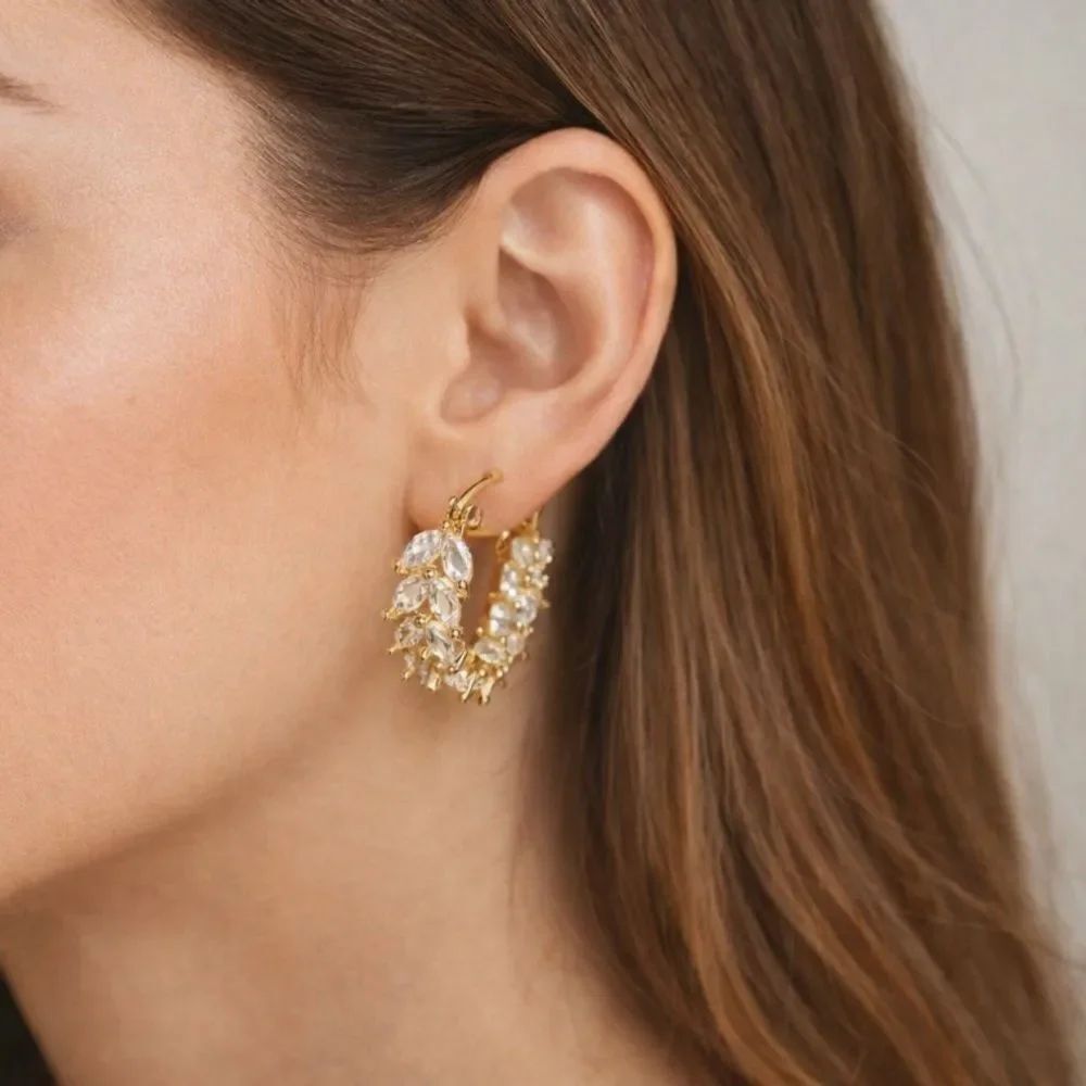 Elegant Gold Leaf Hoop Earrings R265